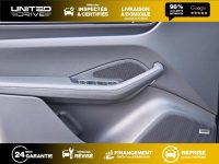 Porsche Macan 4 — photo 16