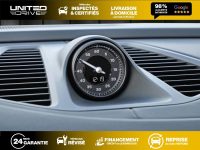 Porsche Macan 4 — photo 19